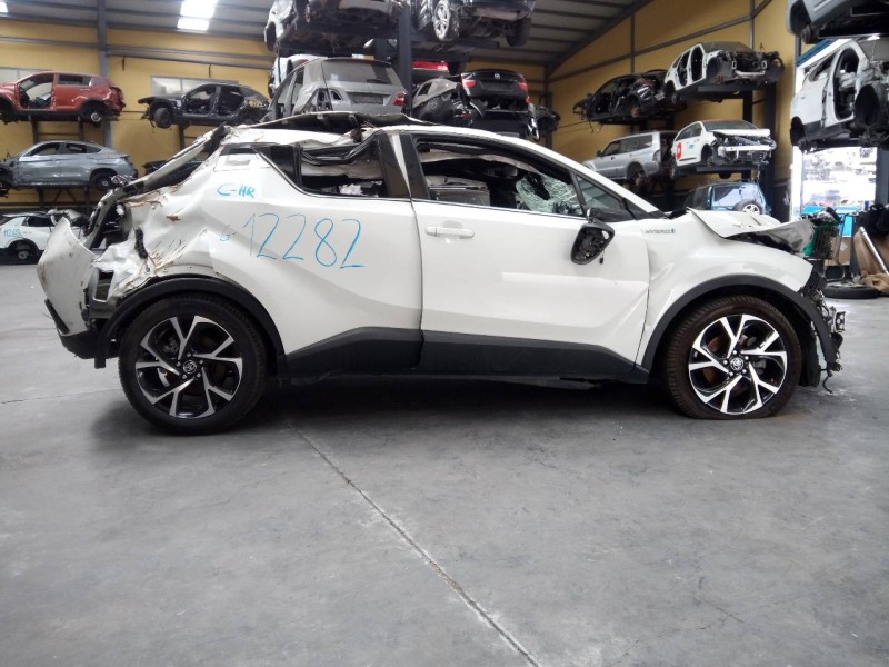toyota c-hr del año 2020