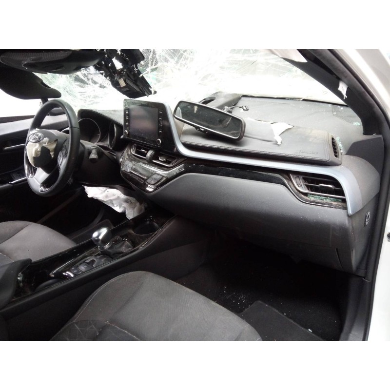 toyota c-hr del año 2020