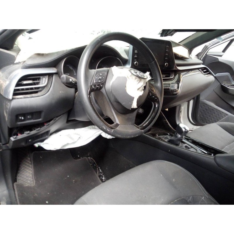 toyota c-hr del año 2020