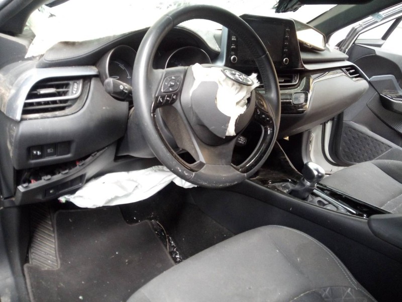 toyota c-hr del año 2020