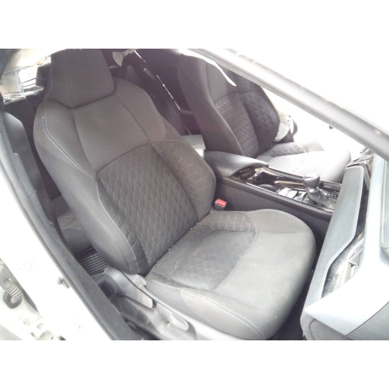 toyota c-hr del año 2020