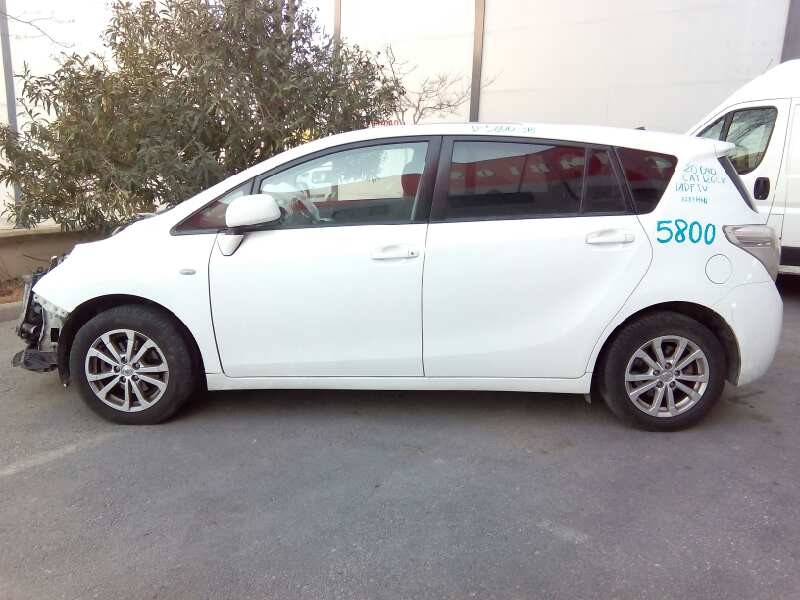 toyota verso del año 2011