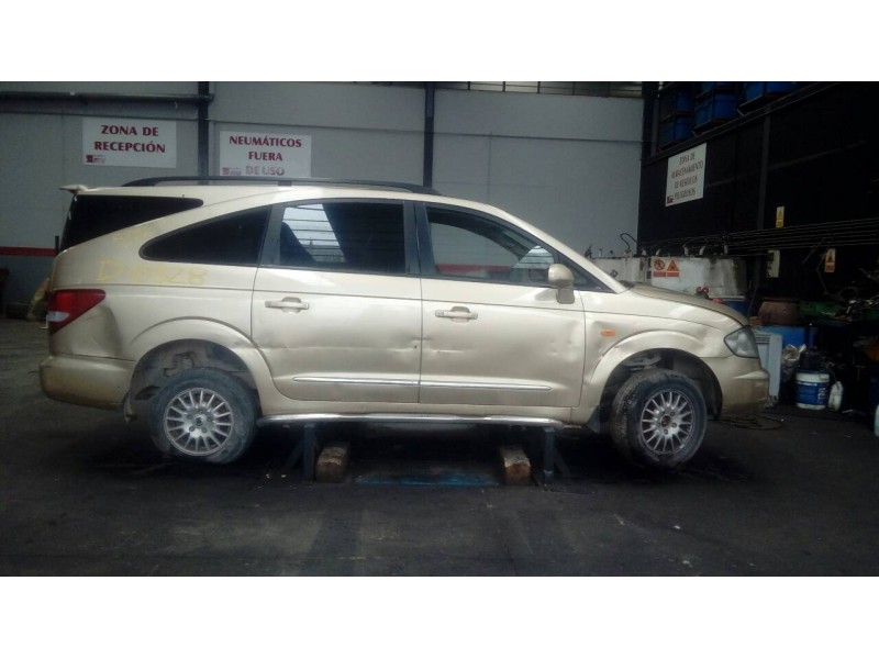 ssangyong rodius del año 2006