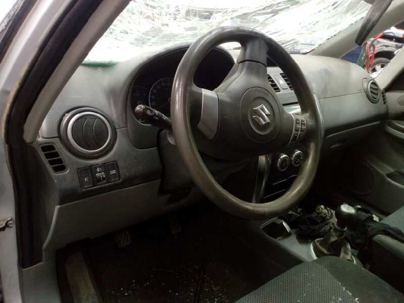 suzuki sx4 rw (ey) del año 2006