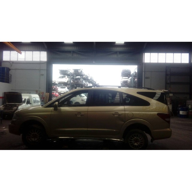 ssangyong rodius del año 2006