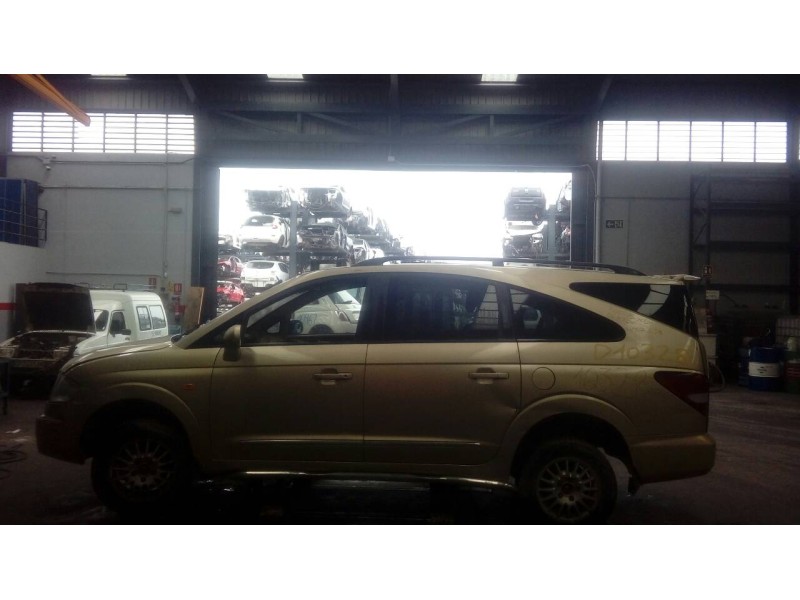 ssangyong rodius del año 2006