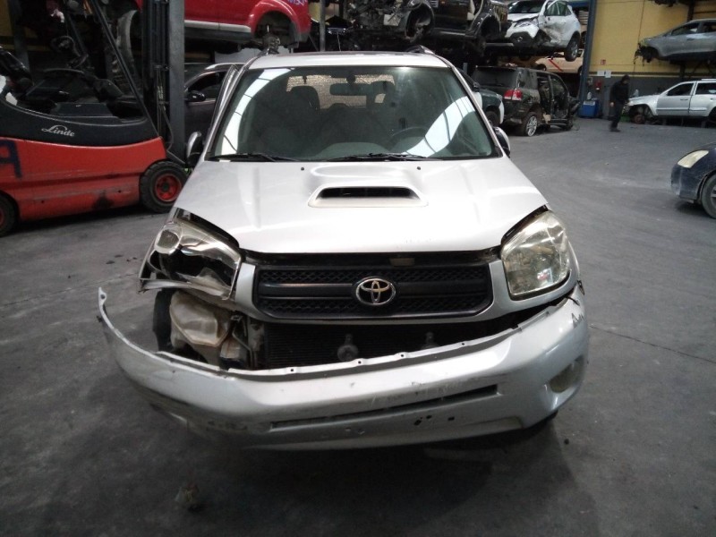 toyota rav 4 (a2) del año 2004