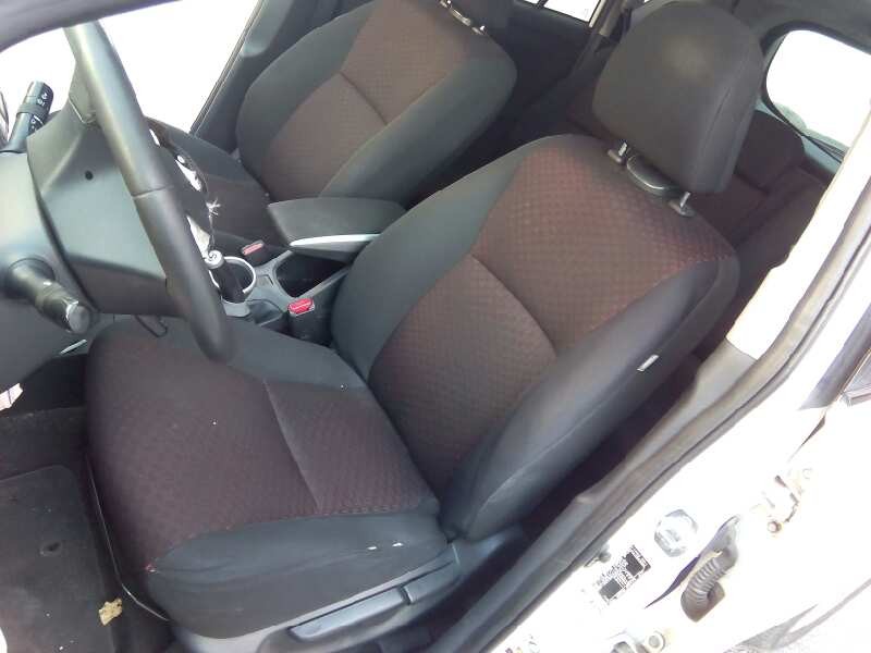 toyota verso del año 2011