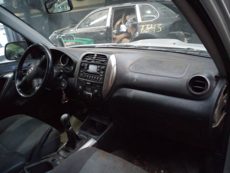 toyota rav 4 (a2) del año 2004