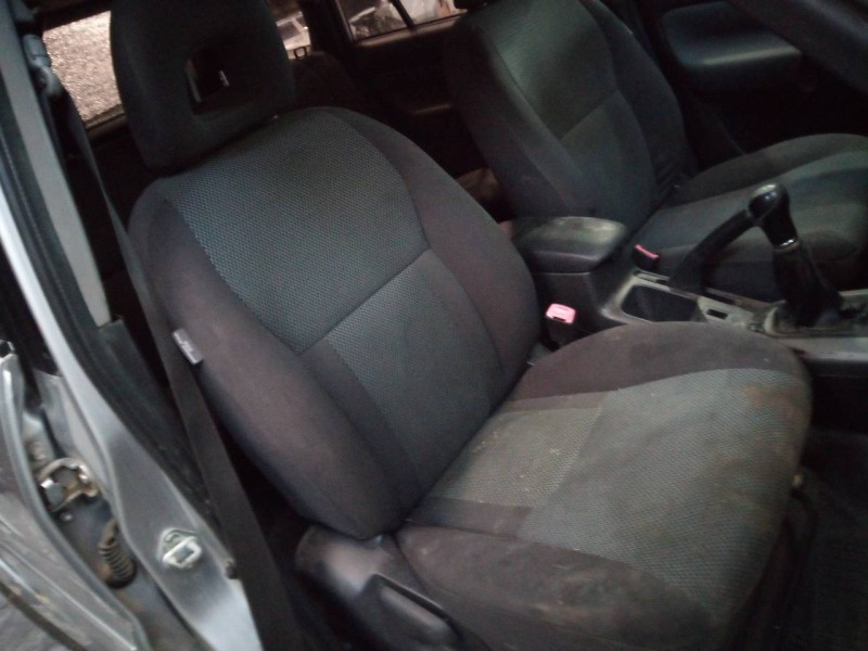 toyota rav 4 (a2) del año 2004