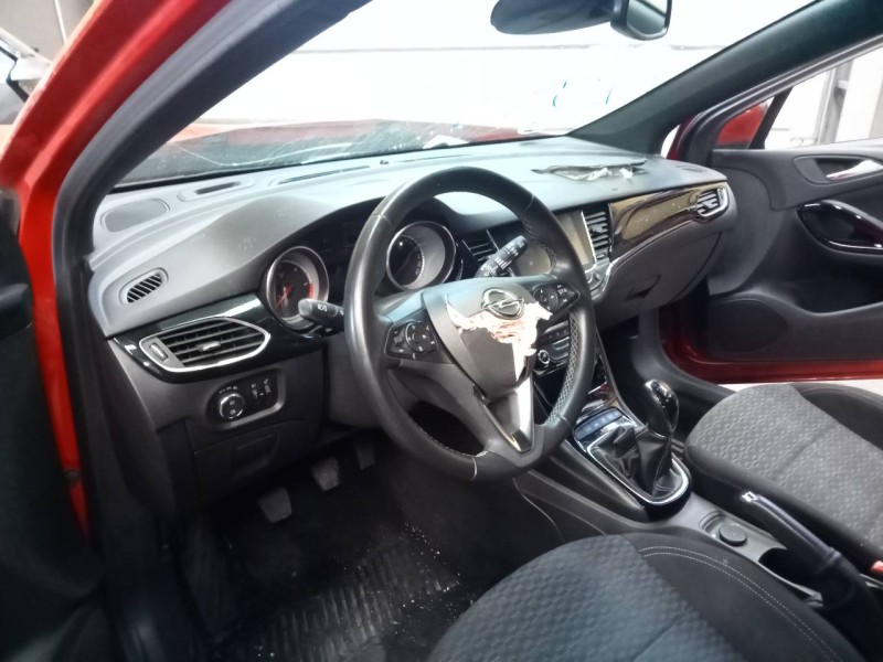 opel astra k lim. 5türig del año 2018
