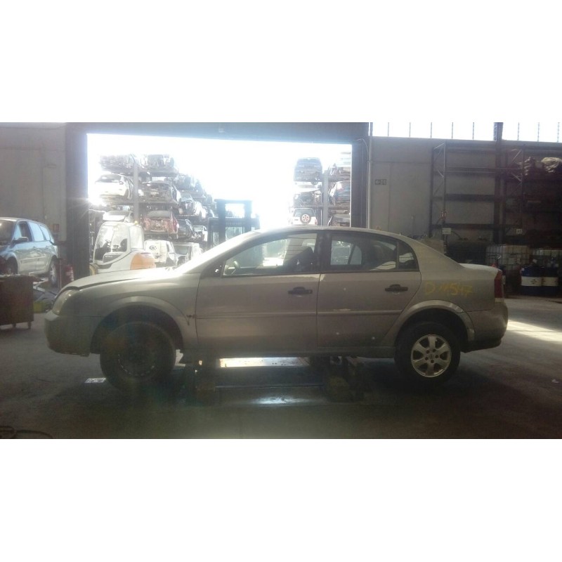opel vectra c berlina del año 2003