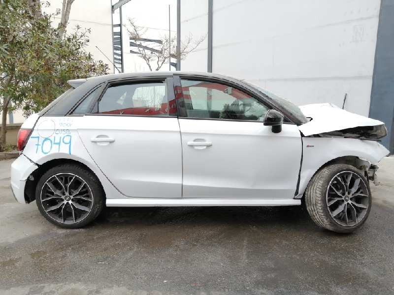 audi a1 sportback (8xf) del año 2015