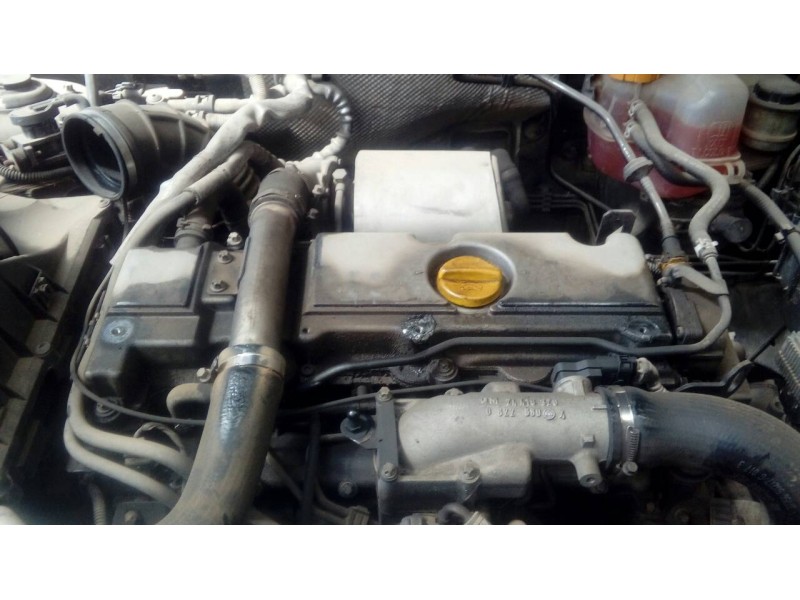 opel vectra c berlina del año 2003