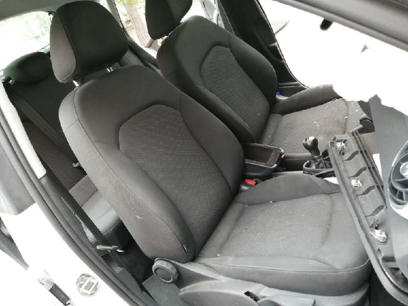 audi a1 sportback (8xf) del año 2015