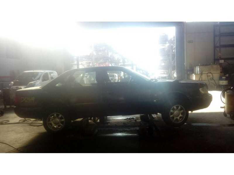 audi a6 berlina (c4) del año 1996