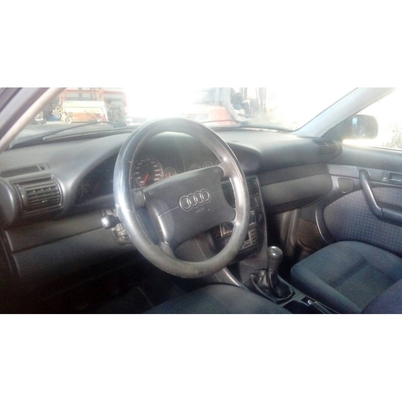audi a6 berlina (c4) del año 1996