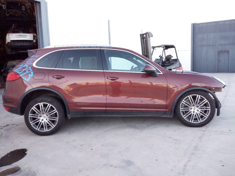 porsche cayenne (typ 92aa) del año 2011