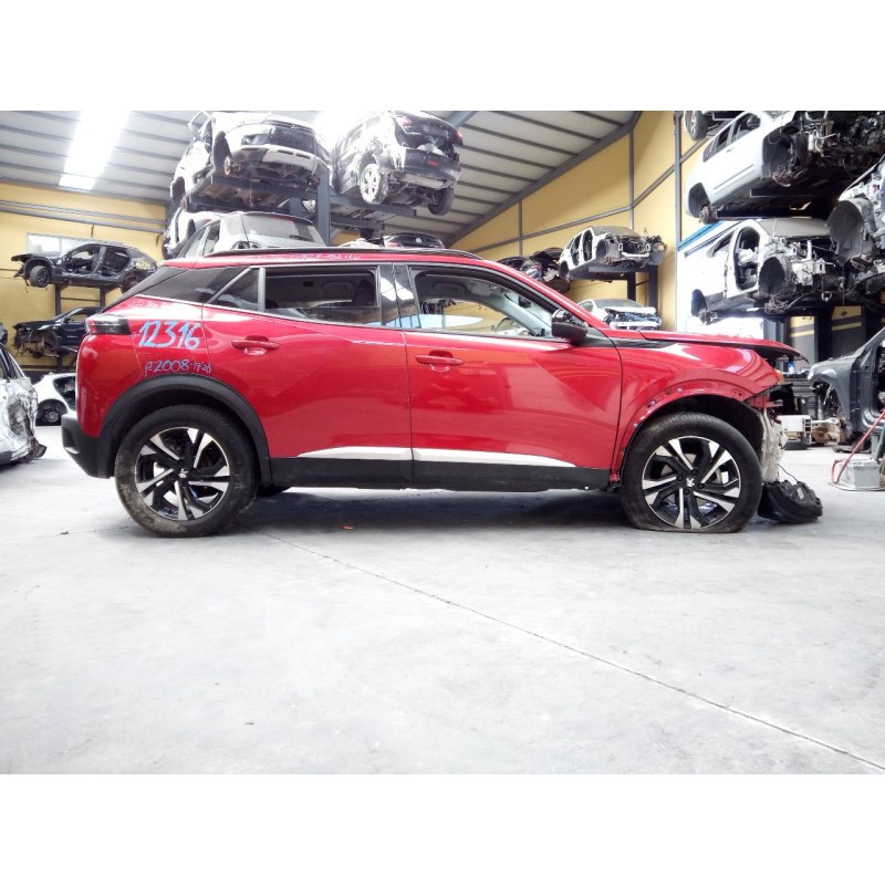 peugeot 2008 (p1) del año 2021