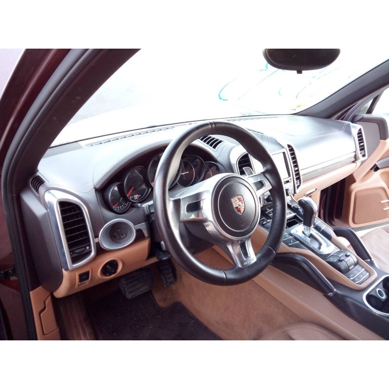 porsche cayenne (typ 92aa) del año 2011