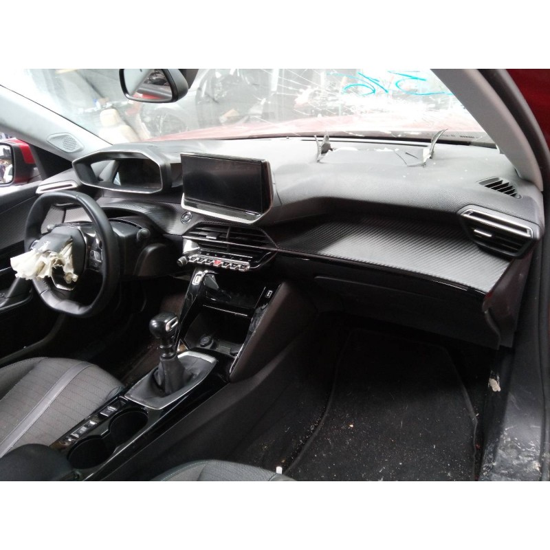 peugeot 2008 (p1) del año 2021