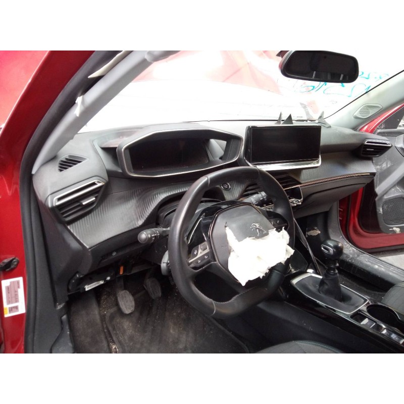 peugeot 2008 (p1) del año 2021