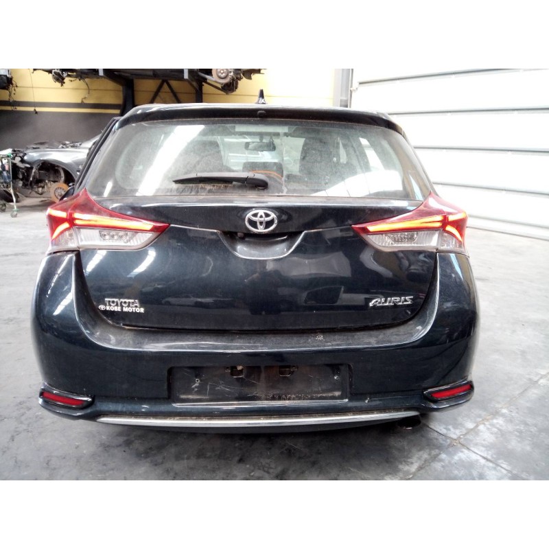 toyota auris del año 2016