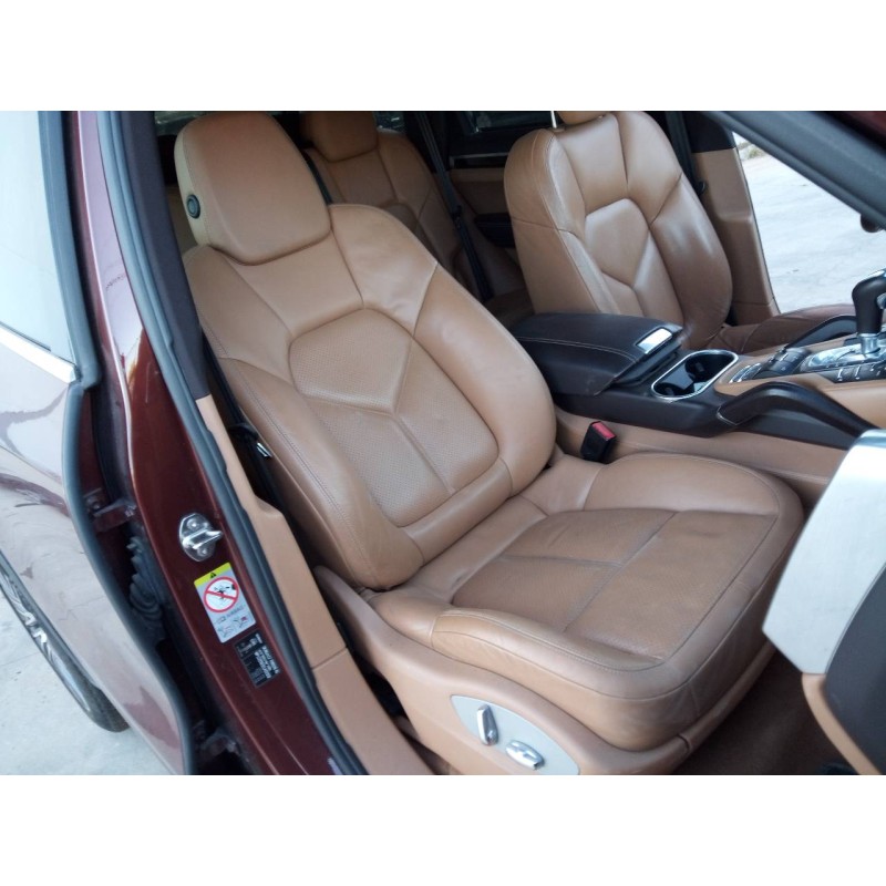 porsche cayenne (typ 92aa) del año 2011