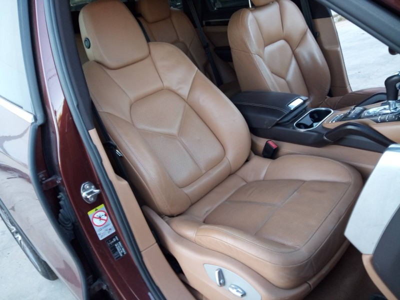 porsche cayenne (typ 92aa) del año 2011