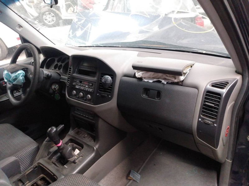 mitsubishi montero (v60/v70) del año 2002