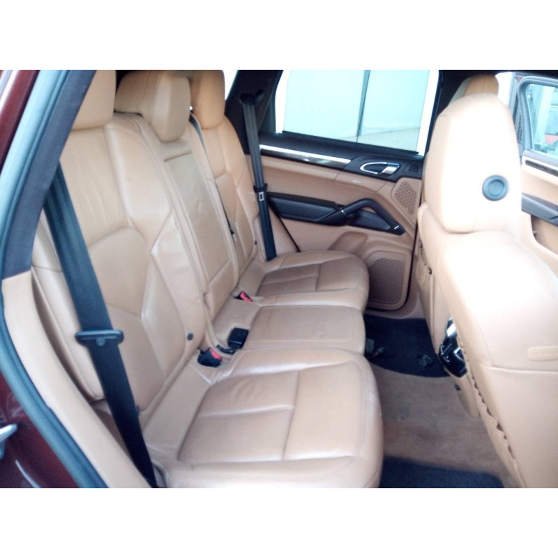 porsche cayenne (typ 92aa) del año 2011