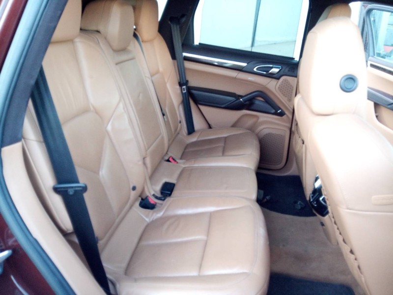 porsche cayenne (typ 92aa) del año 2011