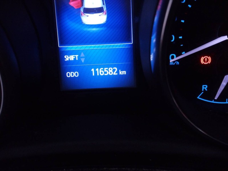 toyota auris del año 2016