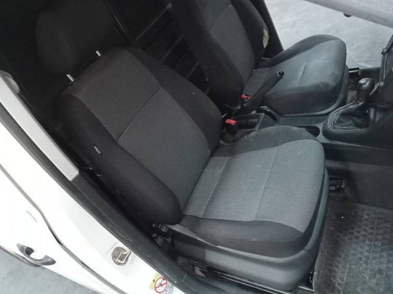 volkswagen caddy furgón/kombi del año 2019