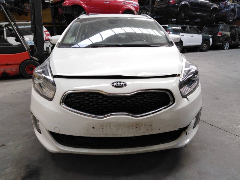 kia carens ( ) del año 2013