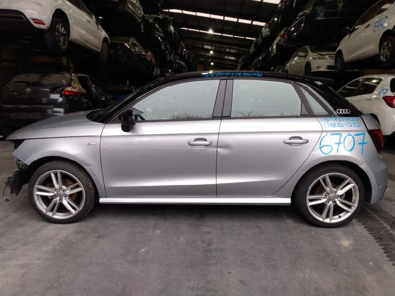 audi a1 sportback (8xf) del año 2015