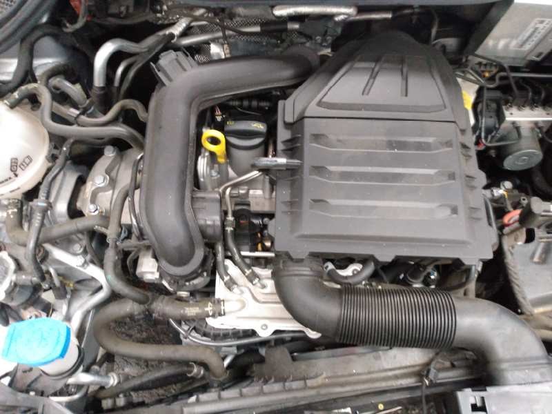 audi a1 sportback (8xf) del año 2015