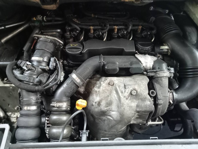 peugeot 5008 del año 2010