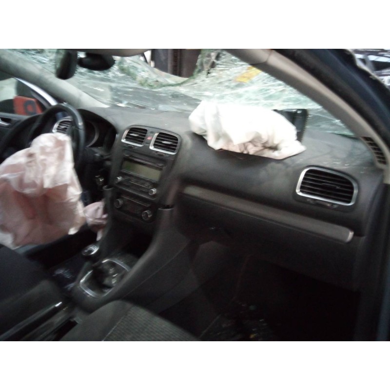 volkswagen golf vi (5k1) del año 2011