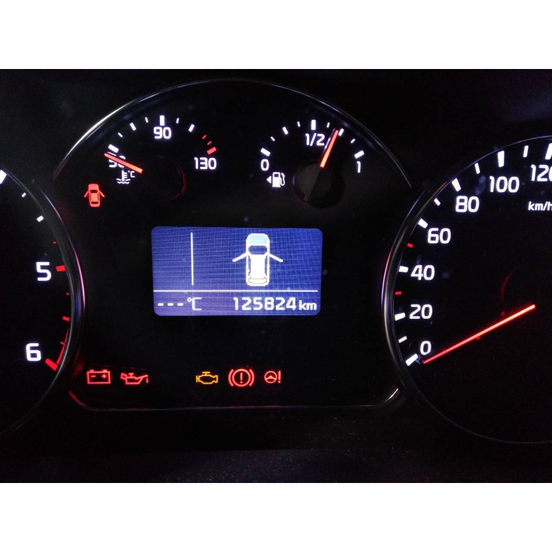 kia carens ( ) del año 2013