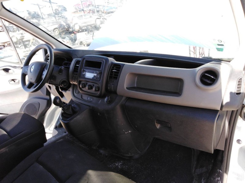 renault trafic furgón del año 2019