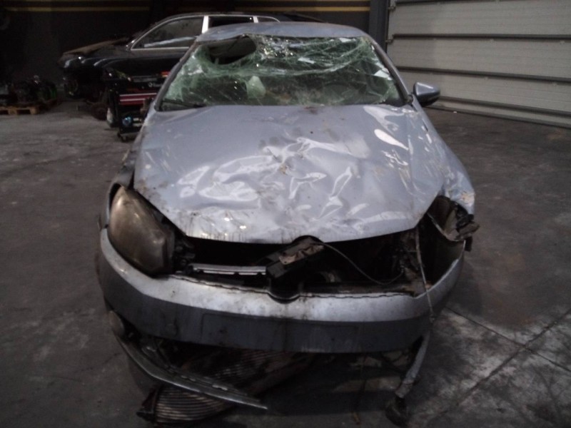 volkswagen golf vi (5k1) del año 2011