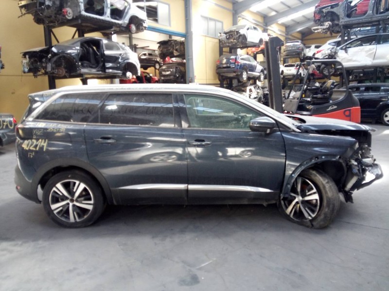peugeot 5008 del año 2018