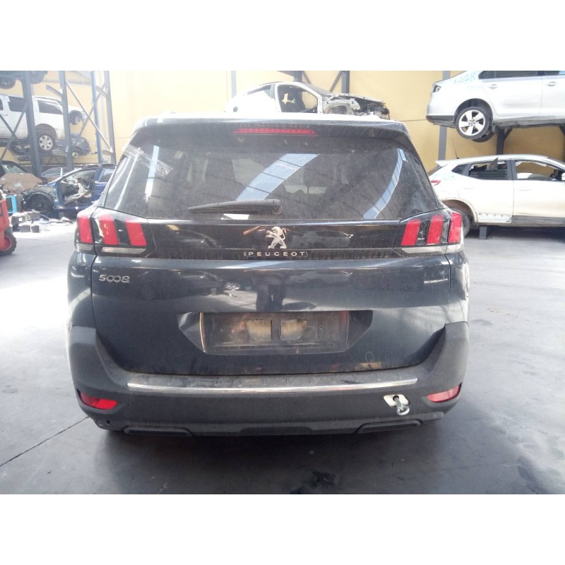 peugeot 5008 del año 2018