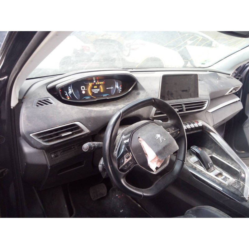 peugeot 5008 del año 2018