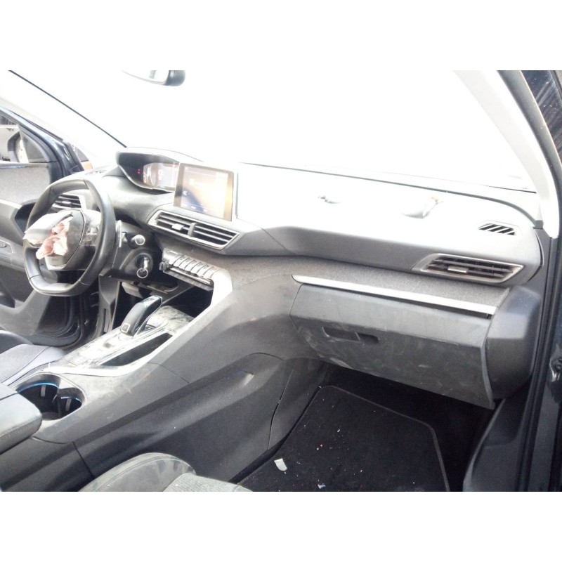 peugeot 5008 del año 2018