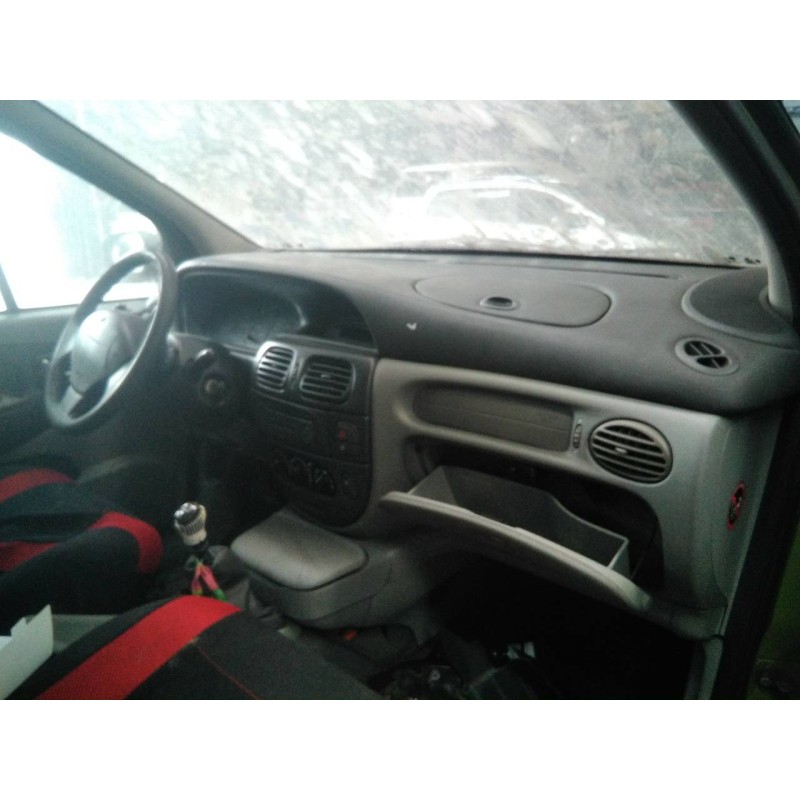 renault scenic (ja..) del año 2003