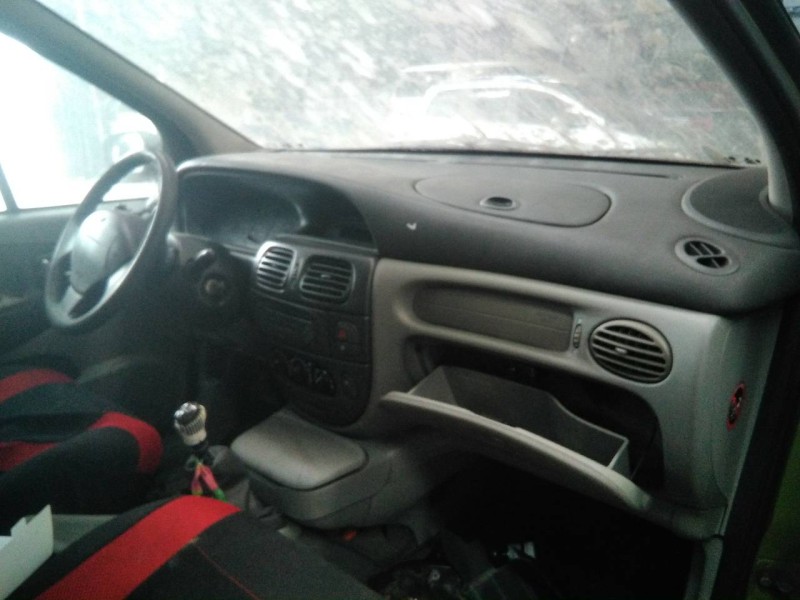 renault scenic (ja..) del año 2003