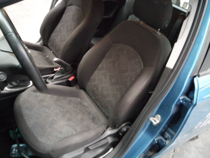 opel corsa e del año 2018