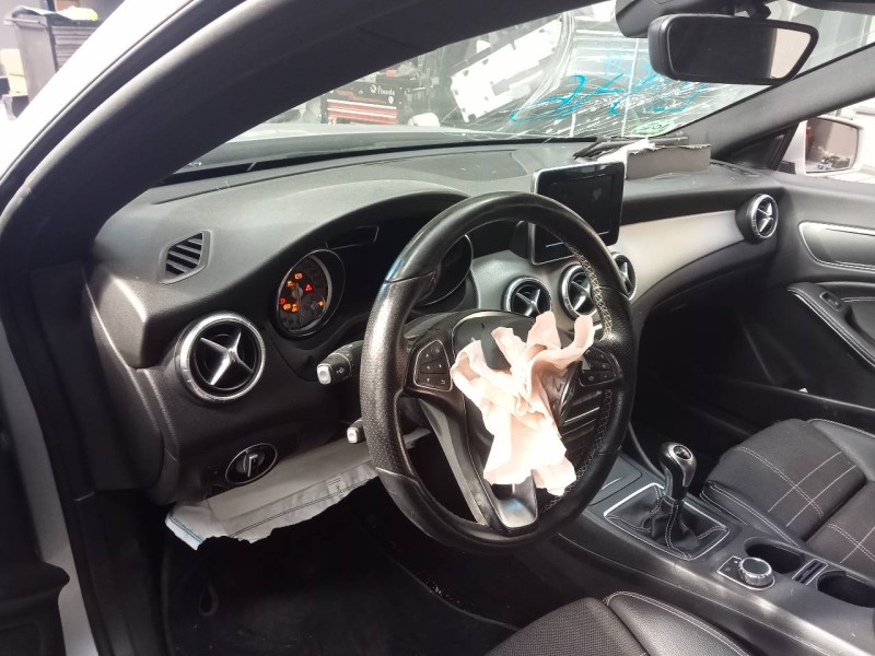 mercedes-benz clase cla (w117) del año 2016